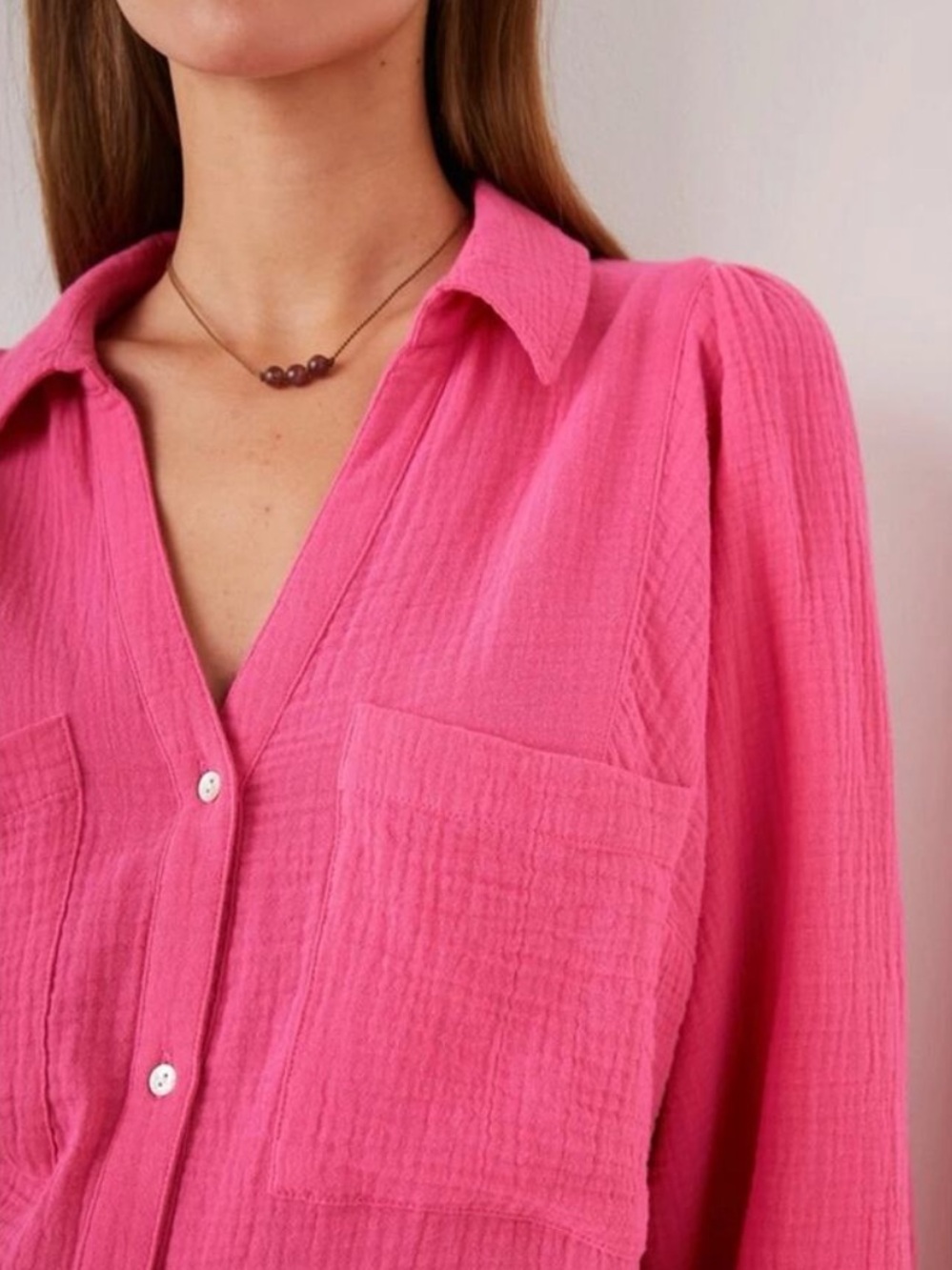 RAILS Lauren Organic Cotton Gauze Button Down Shirt in Hibiscus Pink.  Size M - Picture 2 of 8